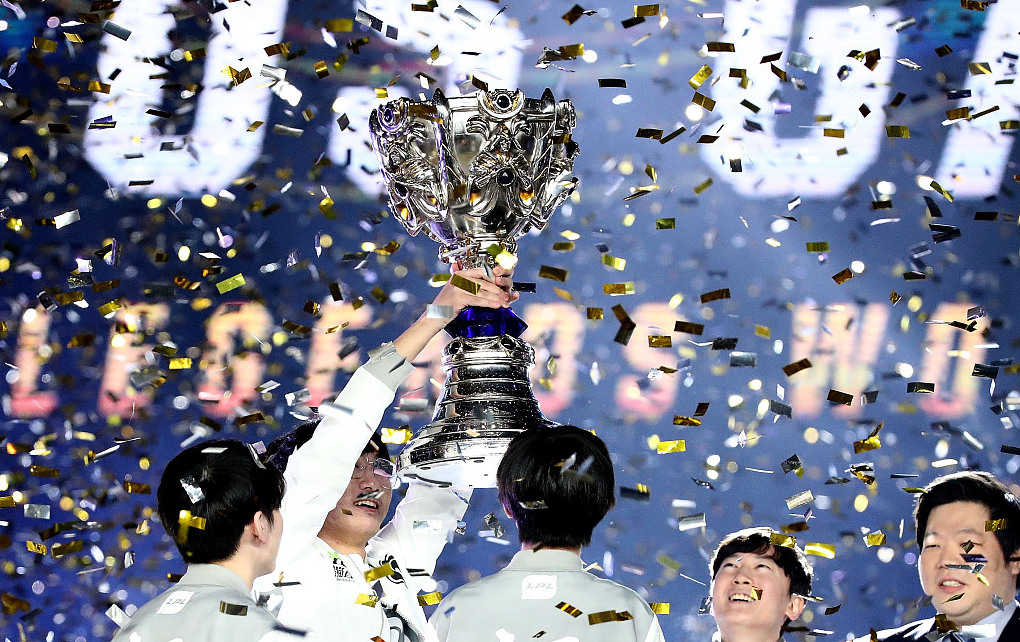 JDG鏖战五局险胜EDG，泽丽关键发挥与中野联动成制胜法宝，EDG战术体系亟待调整